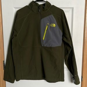 The North Face Mens FlashDry fleece quarter zip